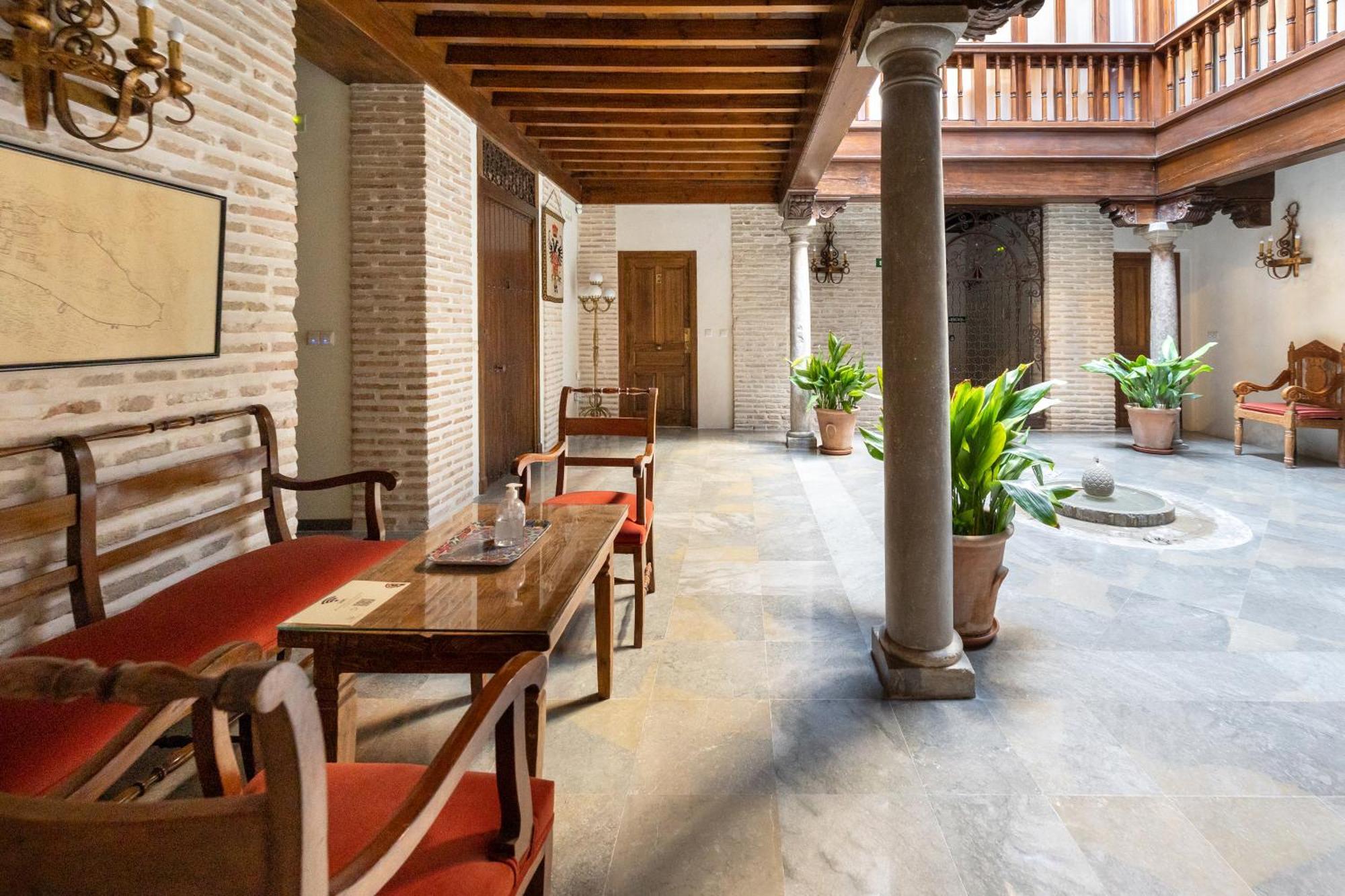 Apartamentos En Pleno Centro, Aljibe Rodrigo Del Campo 2C Granada Exteriér fotografie