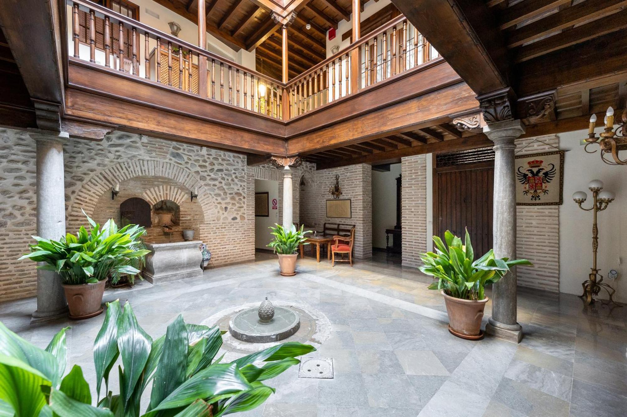 Apartamentos En Pleno Centro, Aljibe Rodrigo Del Campo 2C Granada Exteriér fotografie