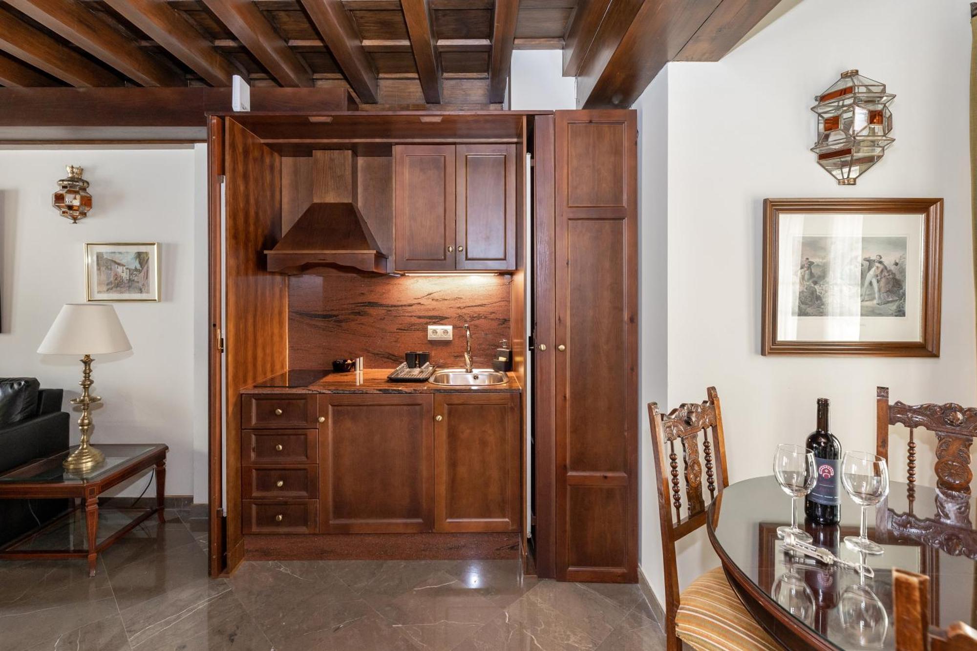 Apartamentos En Pleno Centro, Aljibe Rodrigo Del Campo 2C Granada Exteriér fotografie