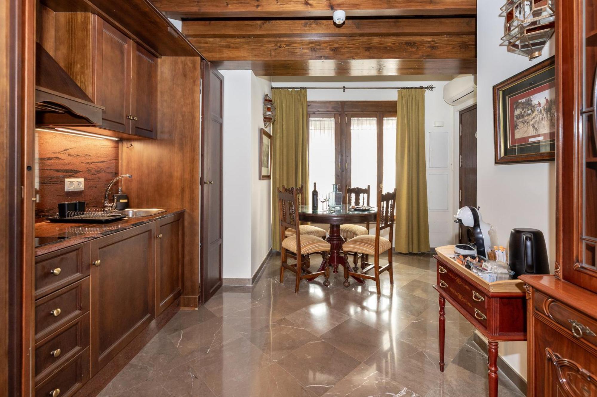 Apartamentos En Pleno Centro, Aljibe Rodrigo Del Campo 2C Granada Exteriér fotografie