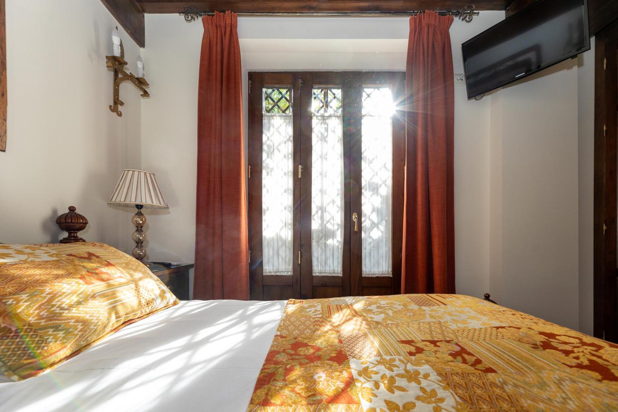 Apartamentos En Pleno Centro, Aljibe Rodrigo Del Campo 2C Granada Exteriér fotografie