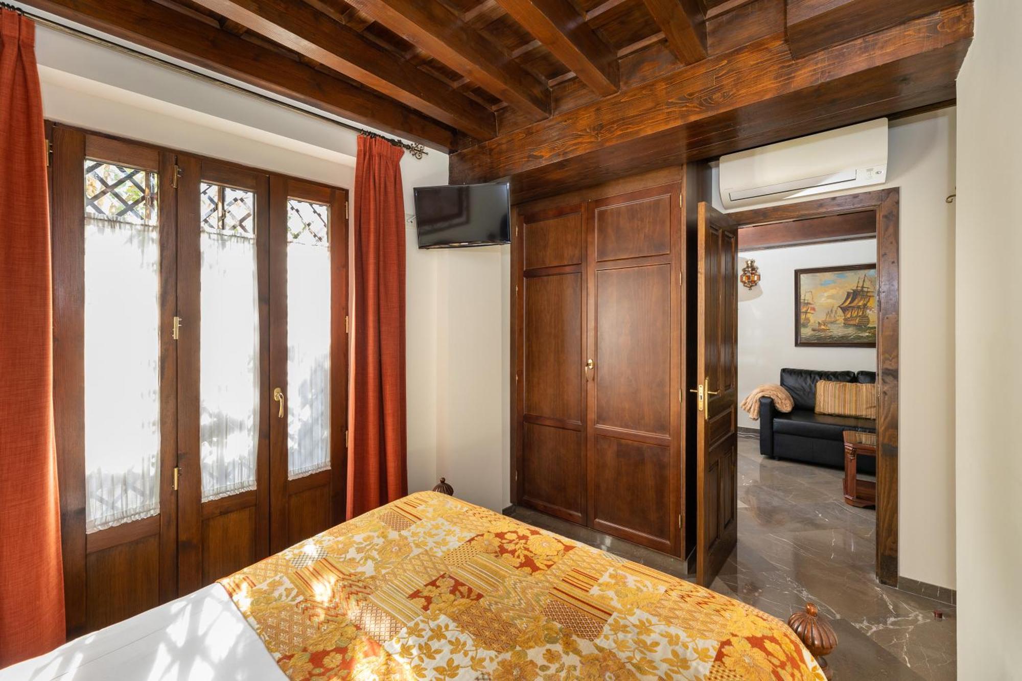 Apartamentos En Pleno Centro, Aljibe Rodrigo Del Campo 2C Granada Exteriér fotografie