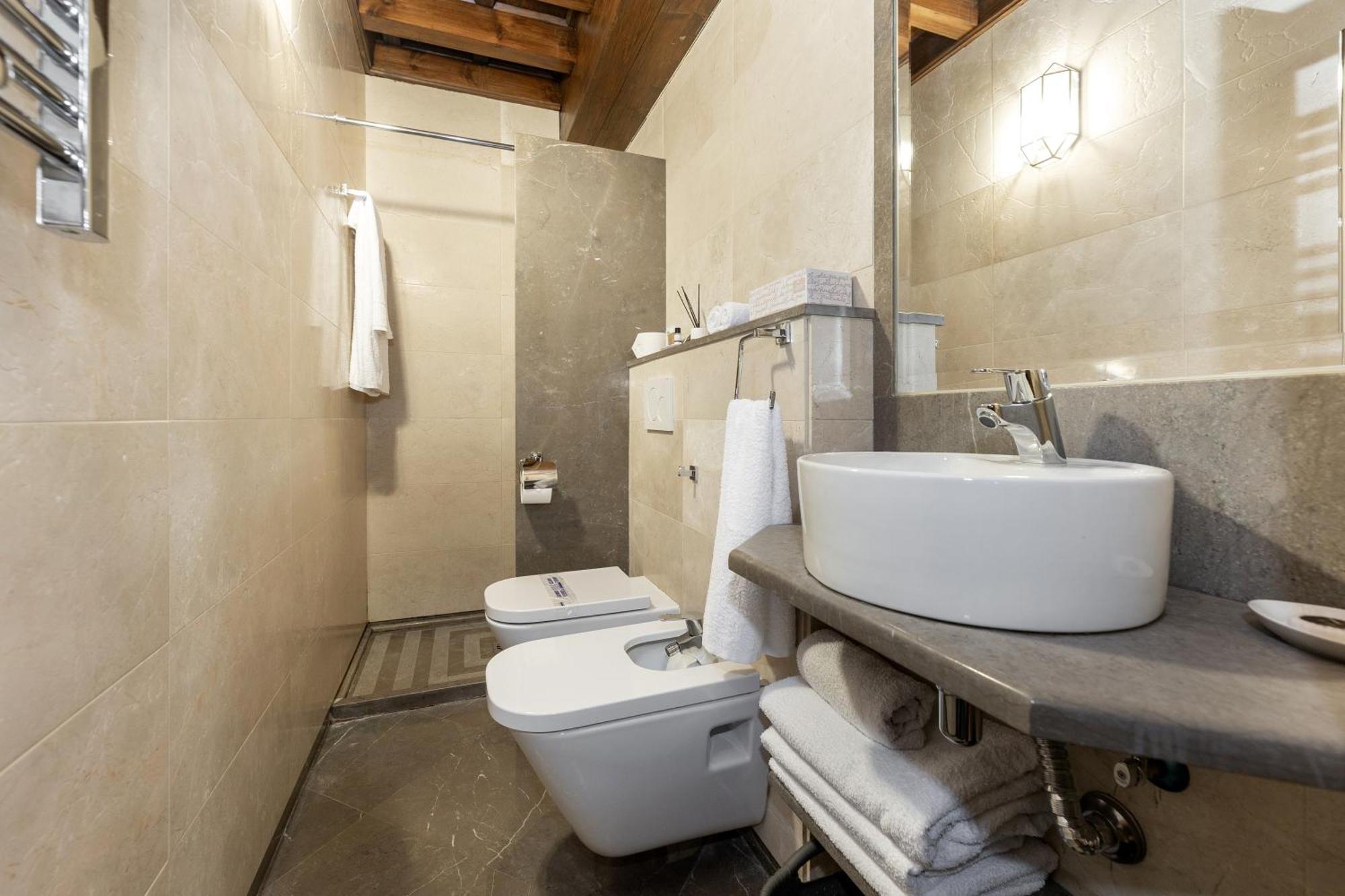 Apartamentos En Pleno Centro, Aljibe Rodrigo Del Campo 2C Granada Exteriér fotografie